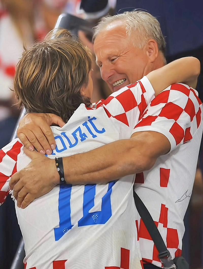 神户后卫：与申花的比赛并不轻松，感谢权田修一的扑点