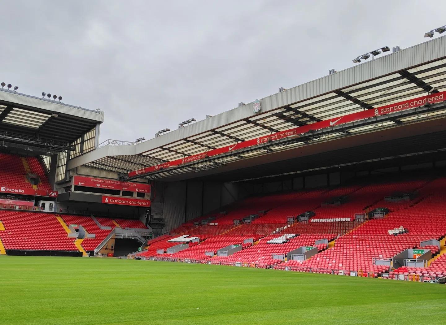 体坛：狼队想与徐彬签约4-5年，球员已搭乘航班前往英国